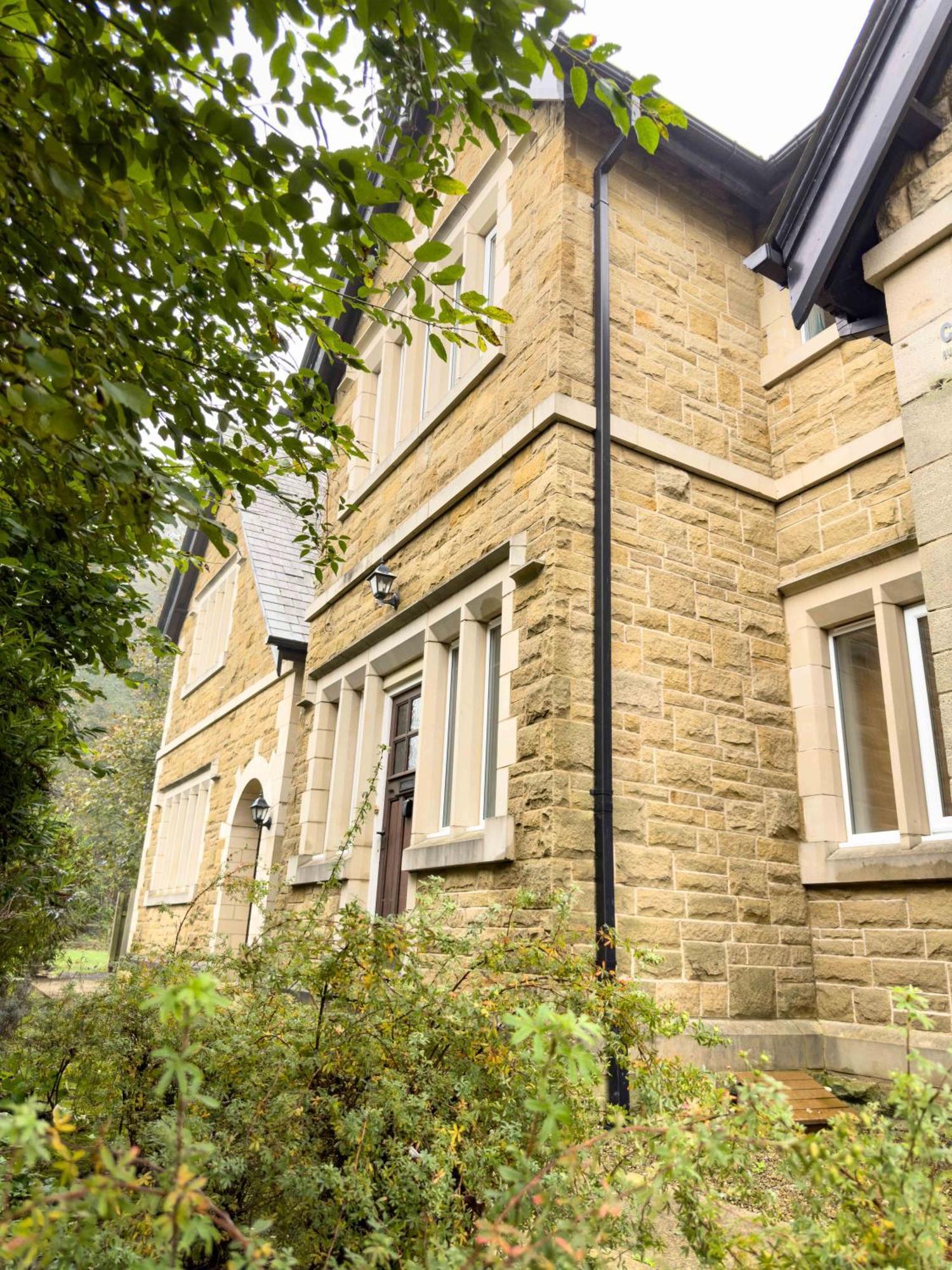 2 Bed - 2 Bath - Duplex Apartment Next To Lbu-Headingley Centre-Ycc Arena-Families-Relocators Meanwood Exteriör bild